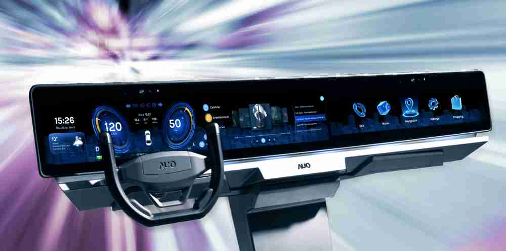 YAXIN111开拓前瞻显示技术创新应用，，，，结合优异整合设计能力，，，开发智能车载FIDM Plus一体化显示方案，，让驾驶操作与车内娱乐体验再进化